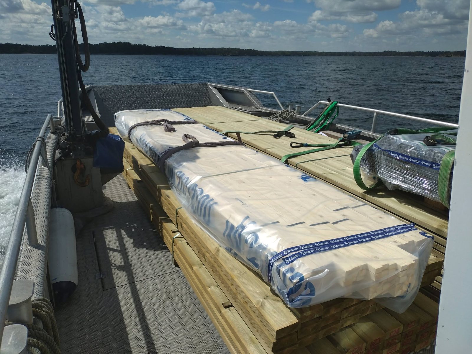 Ved, bränsle och säsongsleveranser